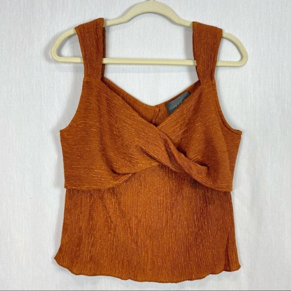 🎉HPx2!!🥳NEW Anthro Twist Front Shimmer Tank - Picture 14 of 14